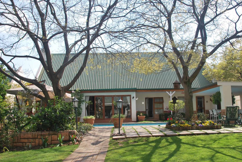 Sunninghill Guest Lodges Johannesburg Eksteriør billede