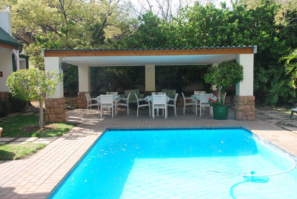 Sunninghill Guest Lodges Johannesburg Eksteriør billede