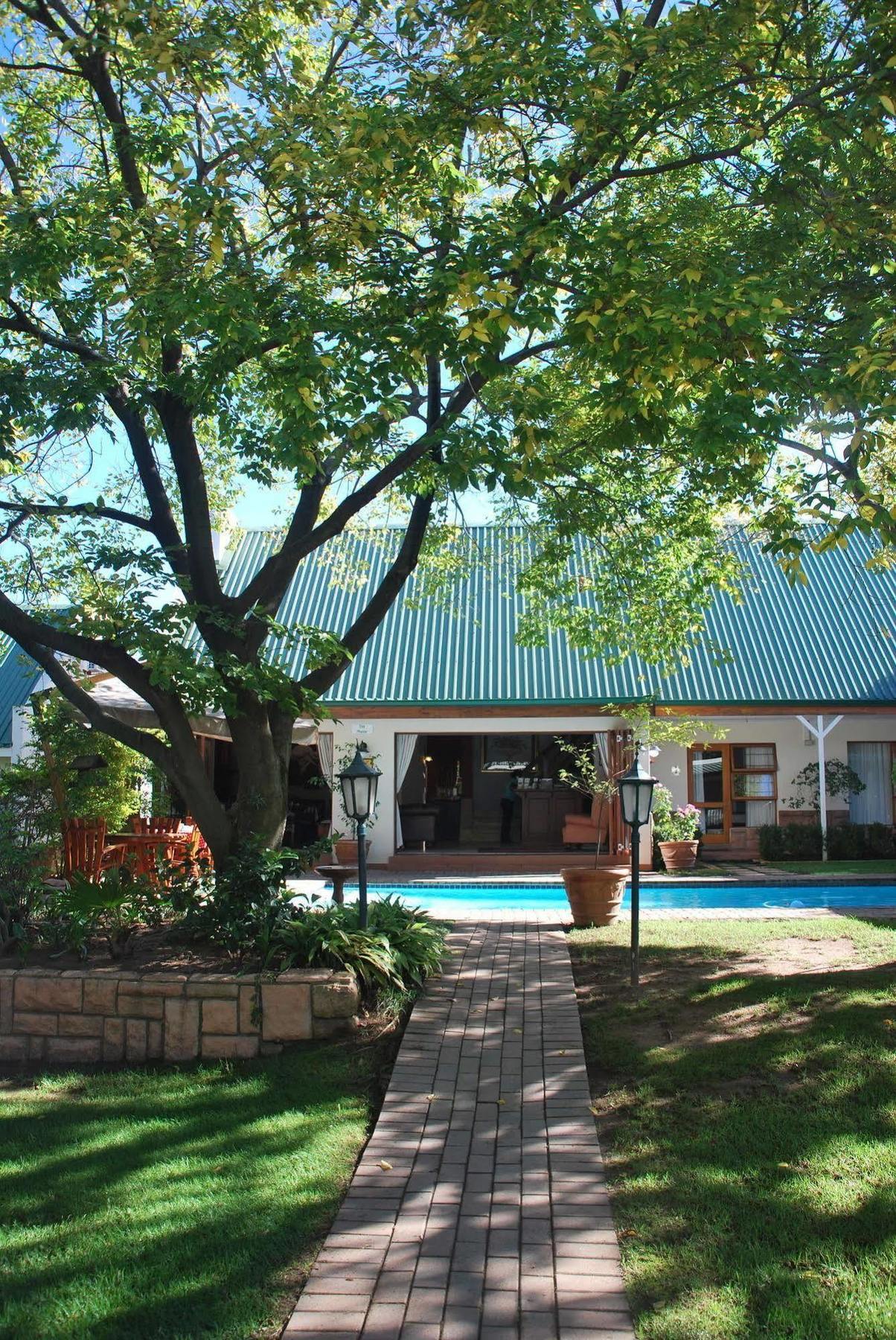 Sunninghill Guest Lodges Johannesburg Eksteriør billede