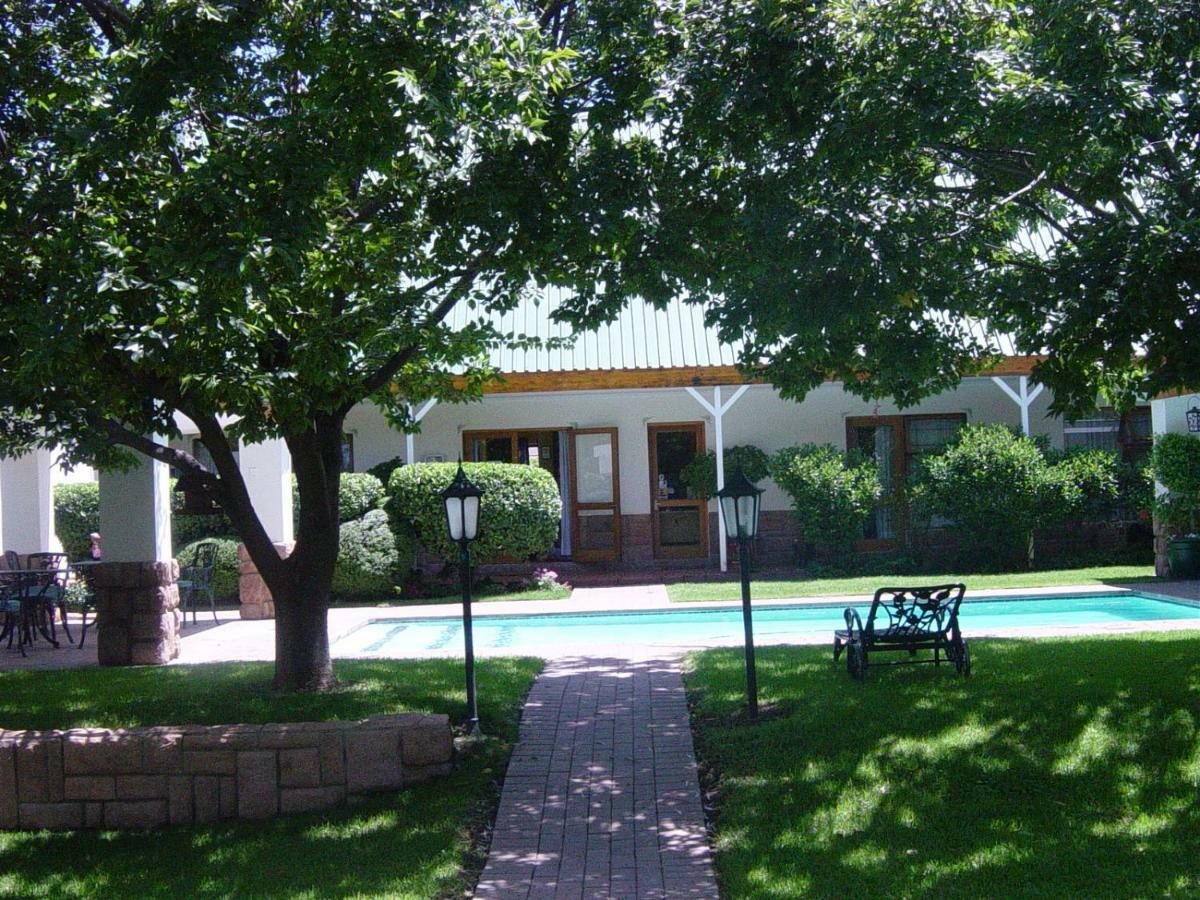 Sunninghill Guest Lodges Johannesburg Eksteriør billede